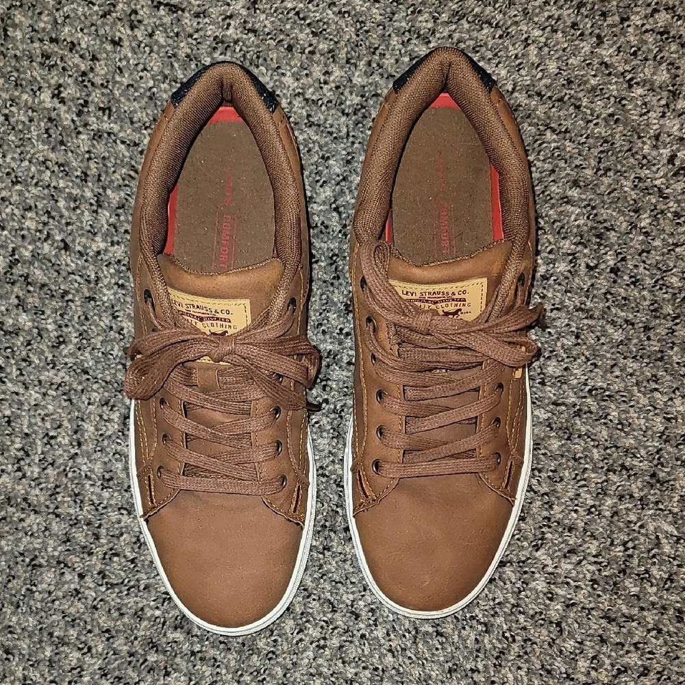 Levi's 501 Tan Sneakers - Picture 4 of 10